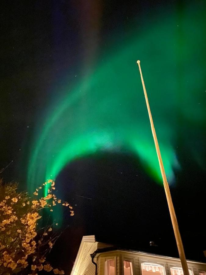 Lyngen, Mackay Appartment, Lyngen Lyngseidet Eksteriør bilde