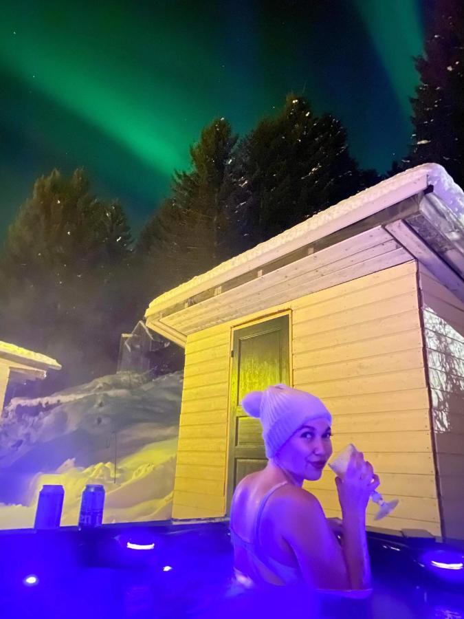 Lyngen, Mackay Appartment, Lyngen Lyngseidet Eksteriør bilde